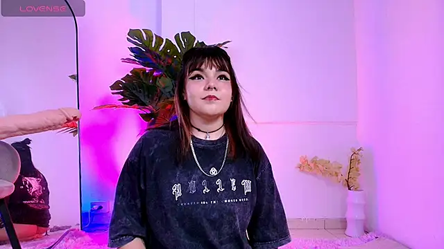 Dakota-bluu online show from February 26, 2:38 pm