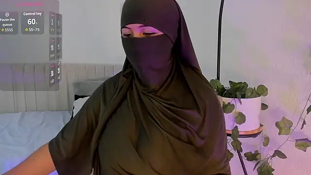  Amirah online show from March 2, 6:47 pm