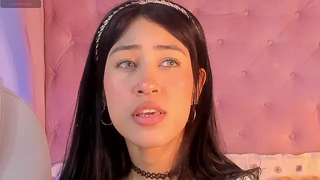 internett sweetheart online show from March 3, 4:51 am