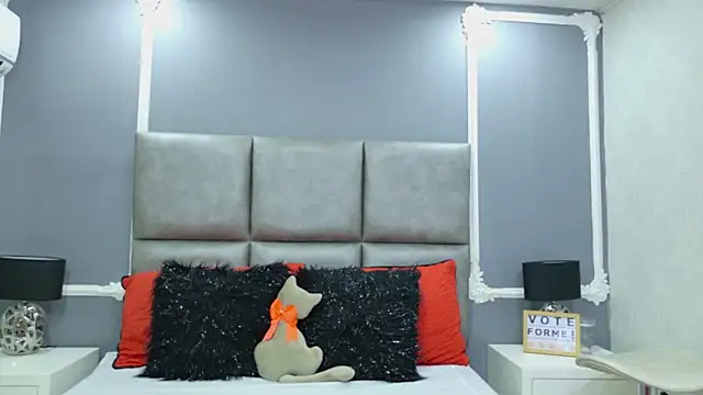 HaileyTims online show from March 18, 11:26 am