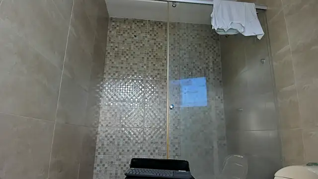 sofia laverde online show from March 11, 7:27 pm