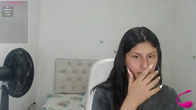 kitty 20  online show from January 15, 2:34 pm