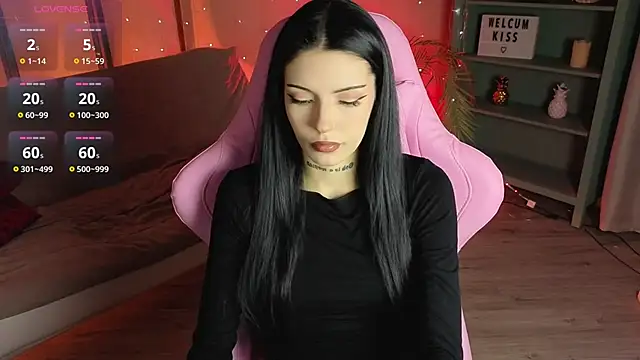 Kelly  Bunny online show from February 26, 10:25 am