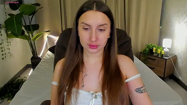 Celine Coello online show from March 27, 4:03 am