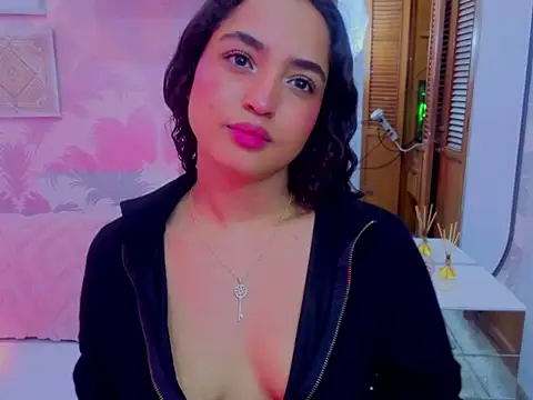 Emma Thompssonn online show from March 22, 12:22 pm