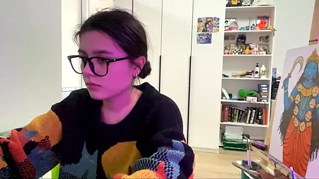 SaintMari online show from April 17, 1:57 pm