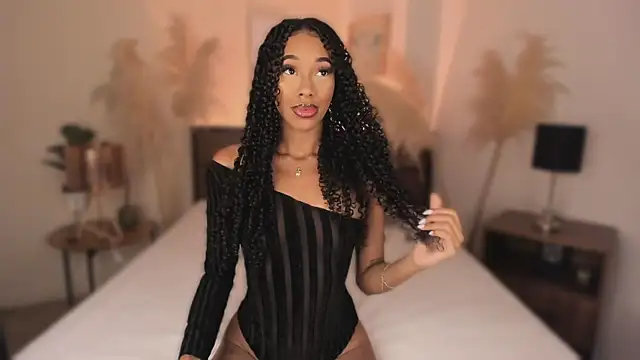 KaryMooon online show from April 10, 8:59 pm