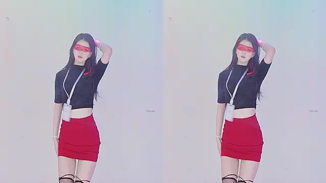 ZZ000S33 online show from March 23, 12:00 pm