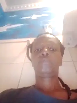 01Wetlips online show from April 15, 9:04 pm