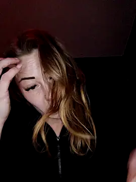 dewimp1 online show from February 4, 4:43 pm