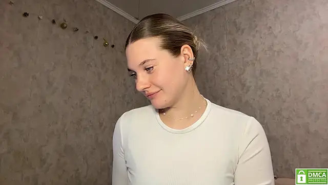 Jolievic online show from February 2, 5:23 pm