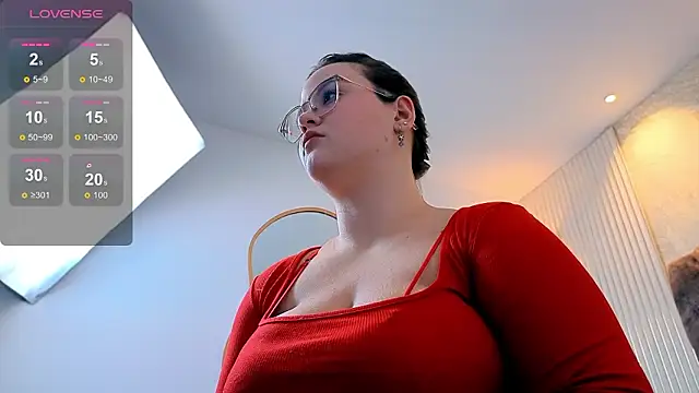 zoe hugeboobs online show from February 9, 6:43 pm