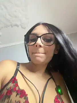 HiddendesireXO01 online show from July 4, 8:27 pm
