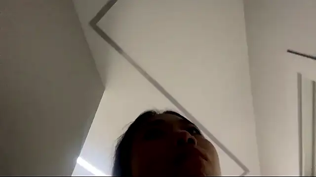 SweetMiaXO online show from February 27, 10:59 am