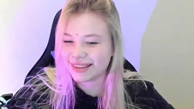 Lulu Di online show from February 20, 6:26 am