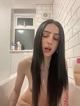 bellaxlauren online show from March 13, 11:17 pm