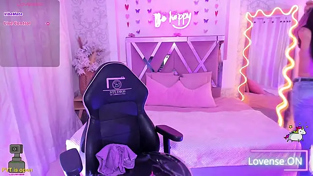 JENNA TAY1 online show from March 27, 7:03 pm