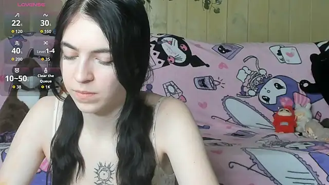 reze daisies online show from April 10, 8:20 am