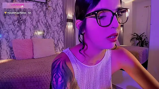 ChloeeMasonn online show from March 28, 11:21 am