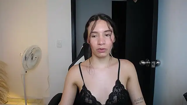 valeryn  rosse online show from March 13, 6:58 am