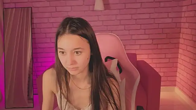 Nicole Brownie online show from February 11, 5:31 am