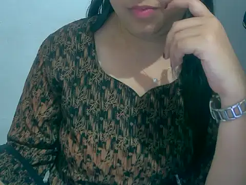 Cute Aliyaa online show from March 10, 10:19 am