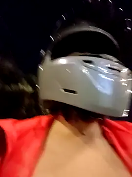 Robin H00t 2 online show from April 8, 11:40 pm