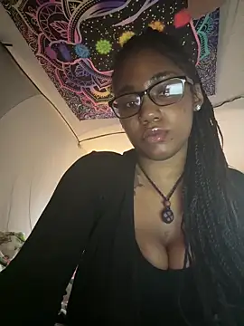 Ebonythroat777 online show from April 7, 11:40 pm