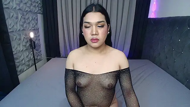 Avery West online show from March 16, 11:52 pm