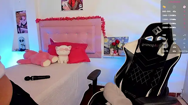 Lisaacute online show from February 3, 11:59 am