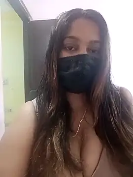 Aliya Hott online show from April 19, 6:13 am