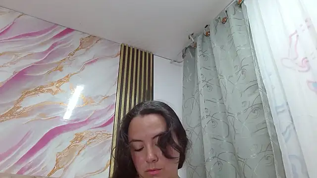 ElaMurray02 online show from April 27, 12:35 pm