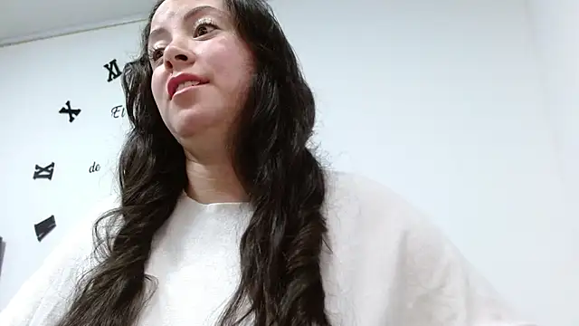 ElaMurray02 online show from February 3, 1:27 pm