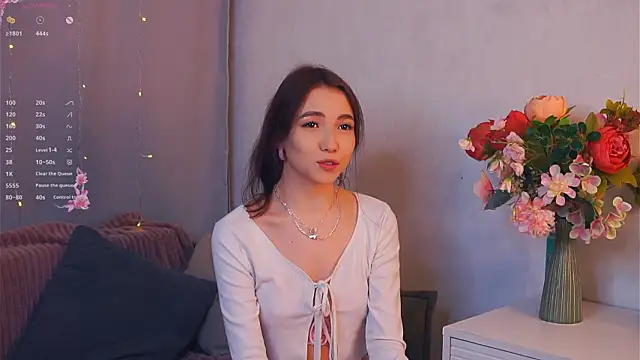 CarlaSpiva online show from February 15, 8:08 pm