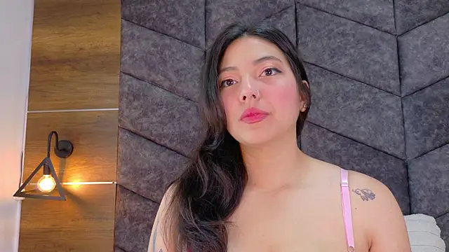 AnnieRouse   online show from March 10, 11:36 am