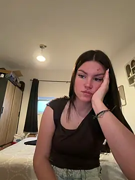 kiaraaaa75 online show from March 30, 6:18 pm