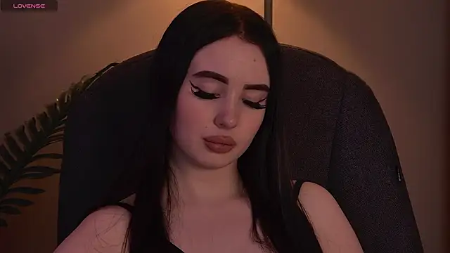 ArianaLim online show from March 18, 3:17 pm