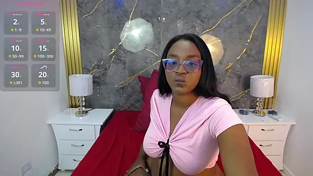 JORDAN MOOR online show from April 6, 11:55 am