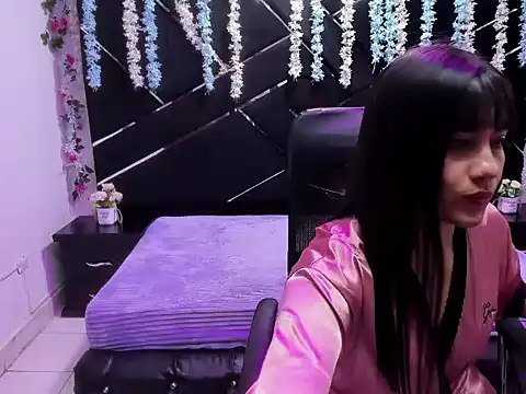 Luna Staar69 online show from February 4, 12:57 am