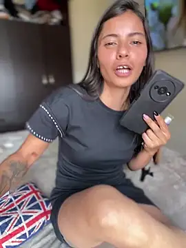 Esperanza GS online show from April 16, 5:23 pm