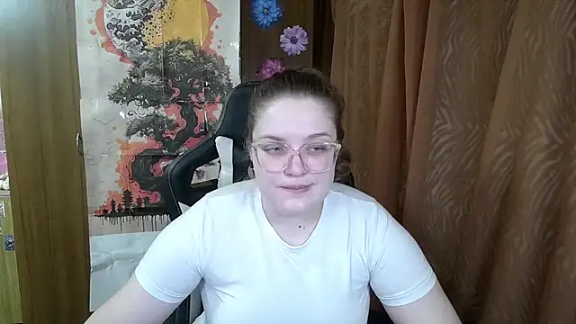 Teasing Dora online show from March 2, 8:26 pm