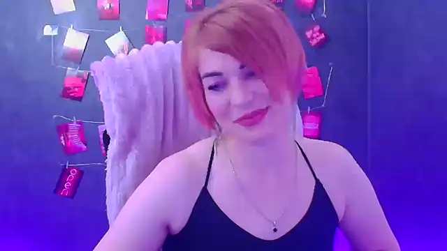 CuttieEmma online show from March 27, 6:52 pm