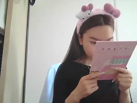 leilei660 online show from March 11, 6:17 am