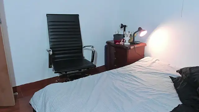 AshlyViper online show from February 27, 9:47 pm