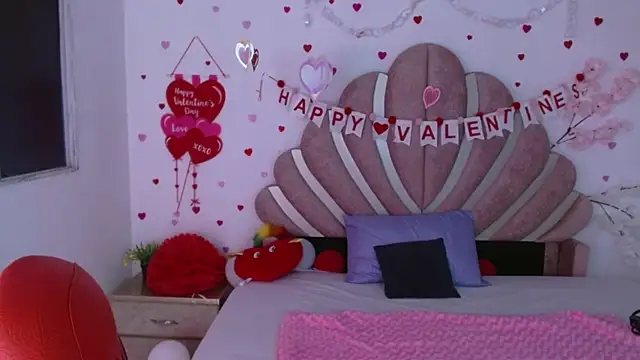 mia fox666 online show from February 18, 1:05 am