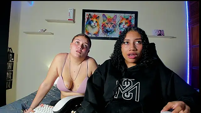 meredit cris23 online show from February 13, 2:35 am