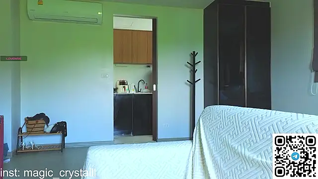 pink flow0 online show from March 10, 6:06 am