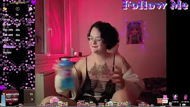 lunatigre4 online show from March 19, 8:24 pm