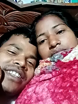 Snapshot of Your_deshibhabi25years chatting on March 2, 12:21 am Your deshibhabi25years online show from March 2, 12:21 am