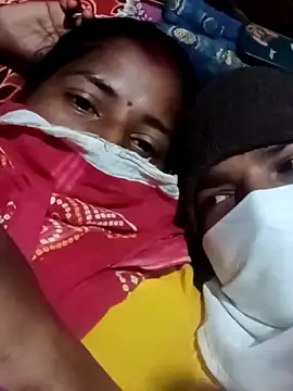 Snapshot of Your_deshibhabi25years chatting on February 18, 3:22 pm Your deshibhabi25years online show from February 18, 3:22 pm